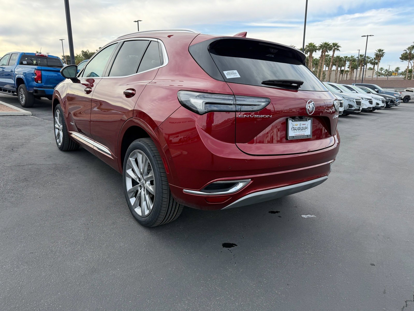 Used 2023 Buick Envision Avenir FWD image 5