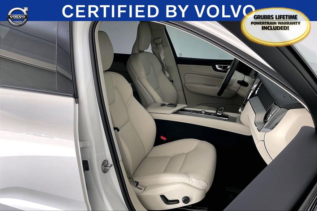 Used 2025 Volvo XC60 T8 Plus w/ Protection Package Premier image 11