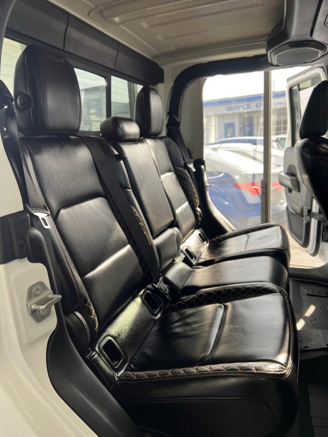 Used 2021 Jeep Gladiator Overland image 11