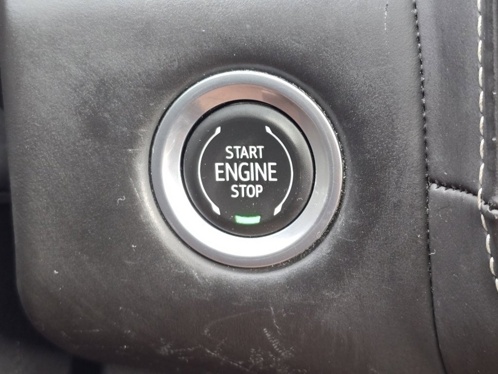 Used 2023 GMC Yukon XL Denali Ultimate image 28