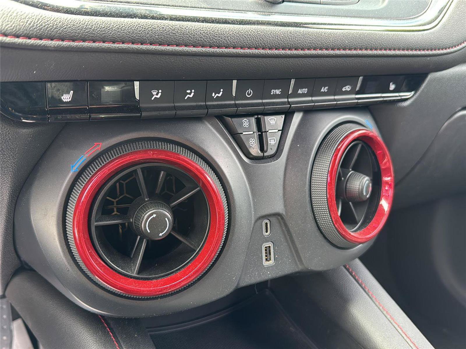 Used 2022 Chevrolet Blazer RS FWD image 20