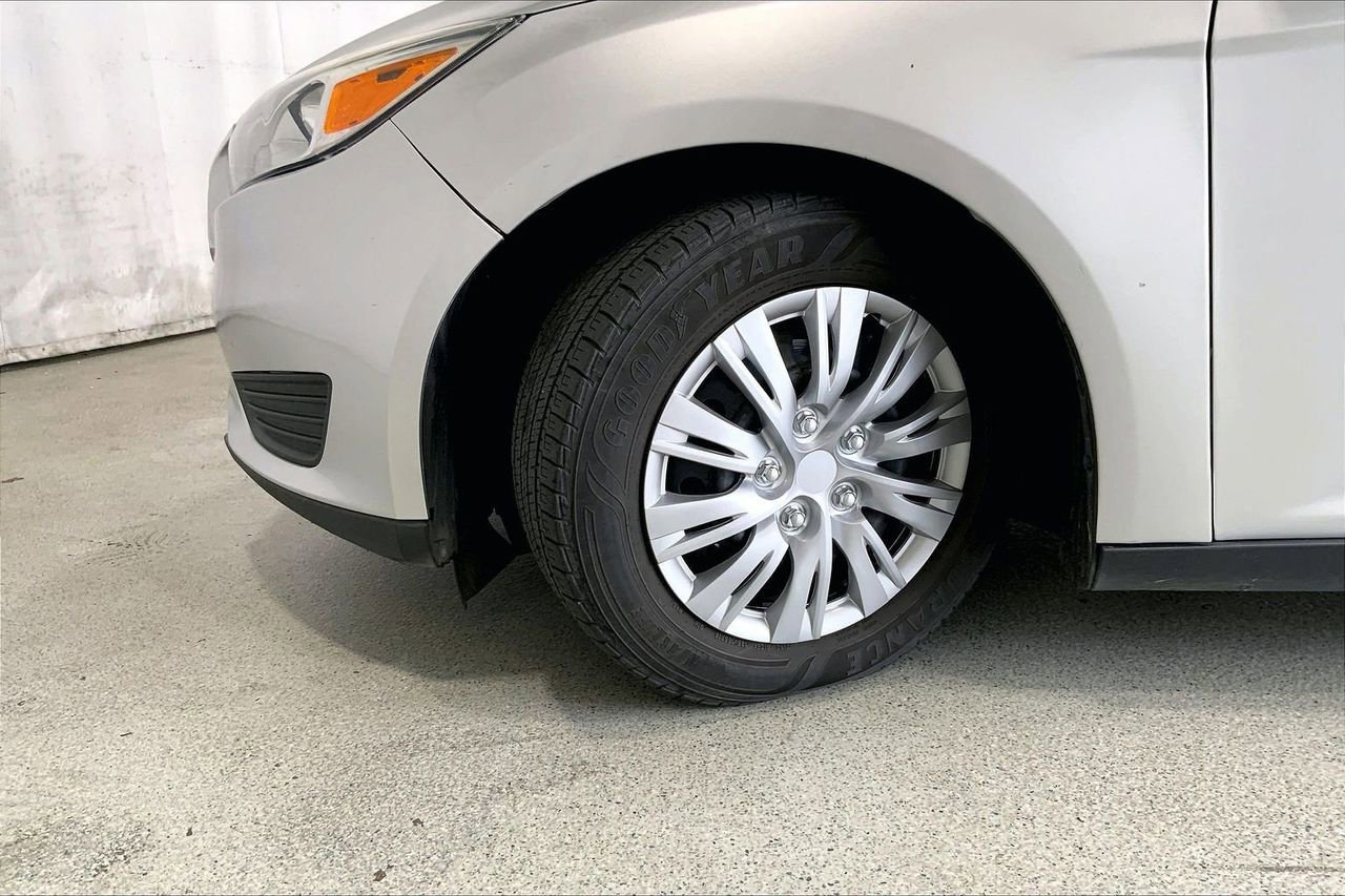 Used 2016 Ford Focus S FWD image 20