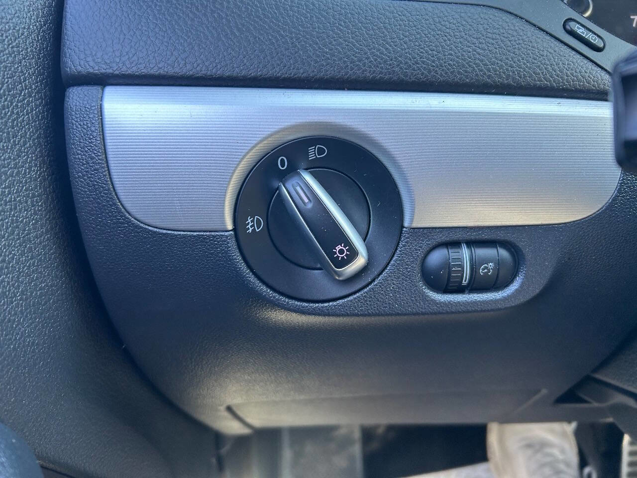 Used 2013 Volkswagen Jetta GLI image 12