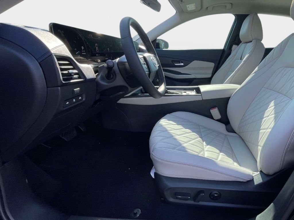 New 2026 Nissan Sentra SL w/ Floor Mat Package FWD image 13