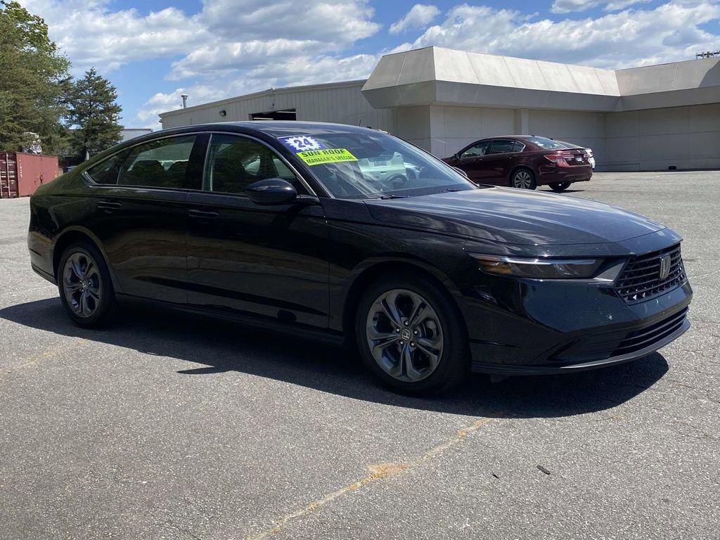 Used 2024 Honda Accord EX image 6