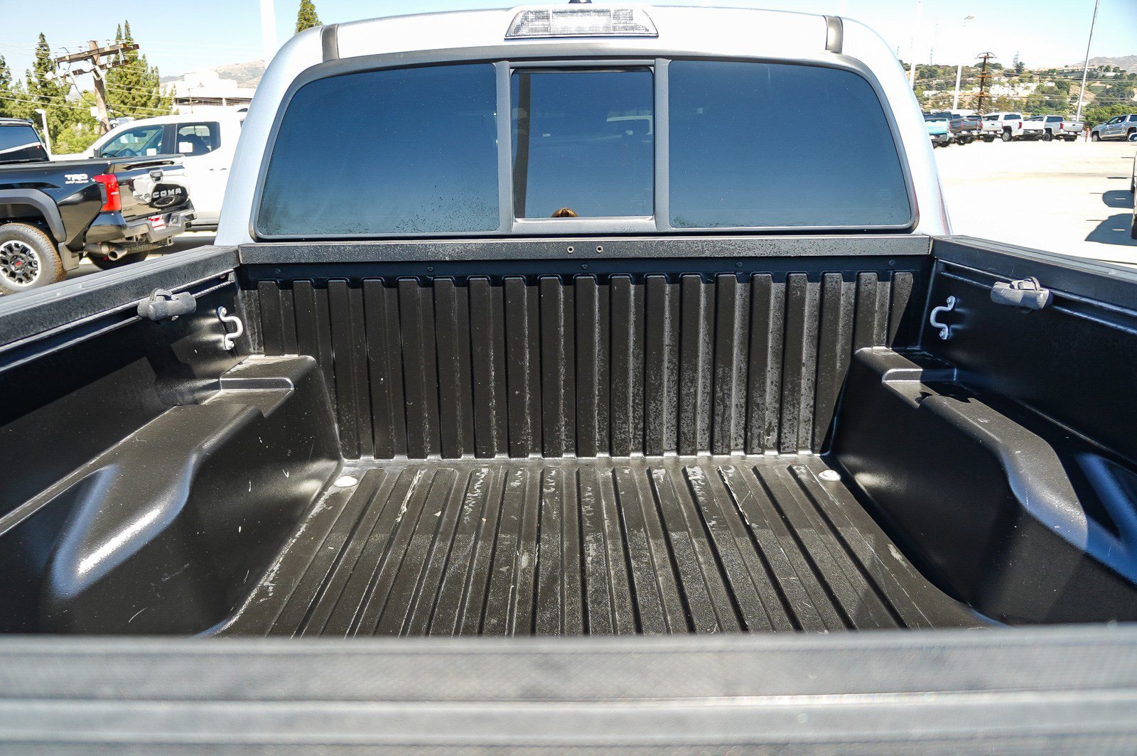 Certified 2020 Toyota Tacoma SR w/ SR Convenience Package RWD image 29