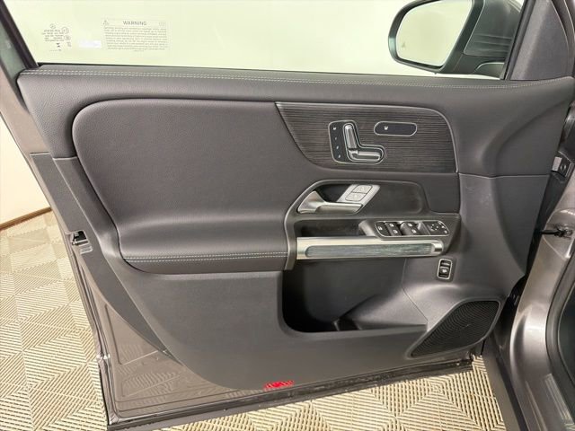 New 2026 Mercedes-Benz GLB 250 4MATIC image 12