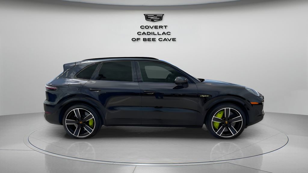 Used 2023 Porsche Cayenne Turbo S image 16