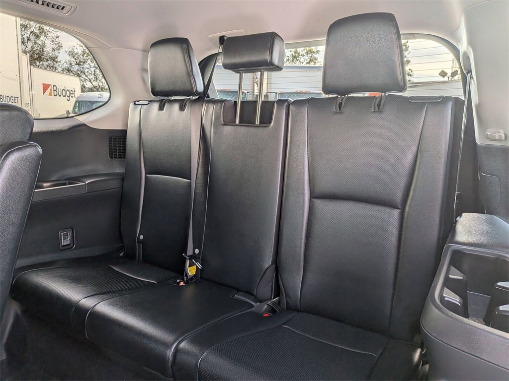 Used 2025 Toyota Grand Highlander AWD image 28