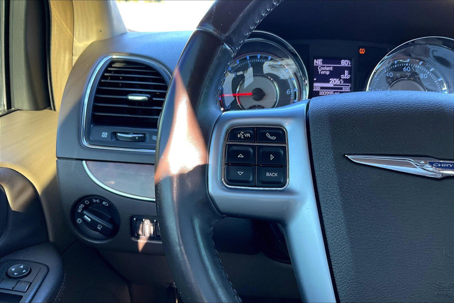 Used 2012 Chrysler Town & Country Touring w/ Entertainment Group #1 image 23