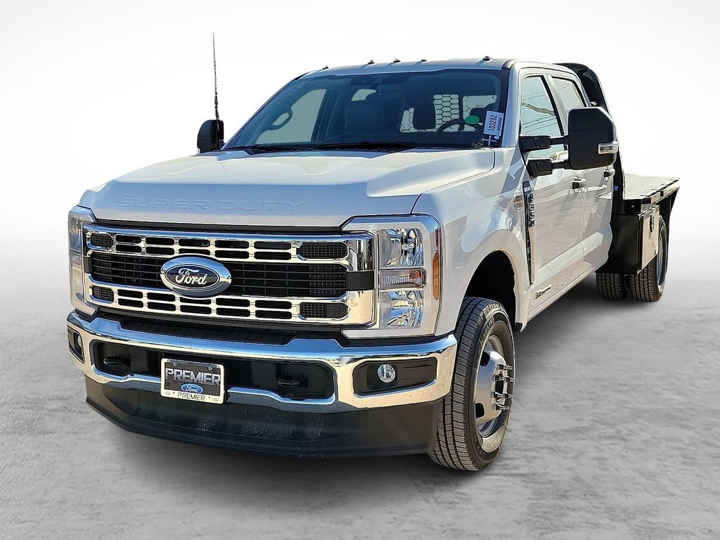 New 2026 Ford F350 XL w/ XL Chrome Package AWD/4WD image 4