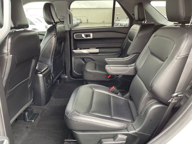 Used 2023 Ford Explorer XLT w/ Equipment Group 202A image 22