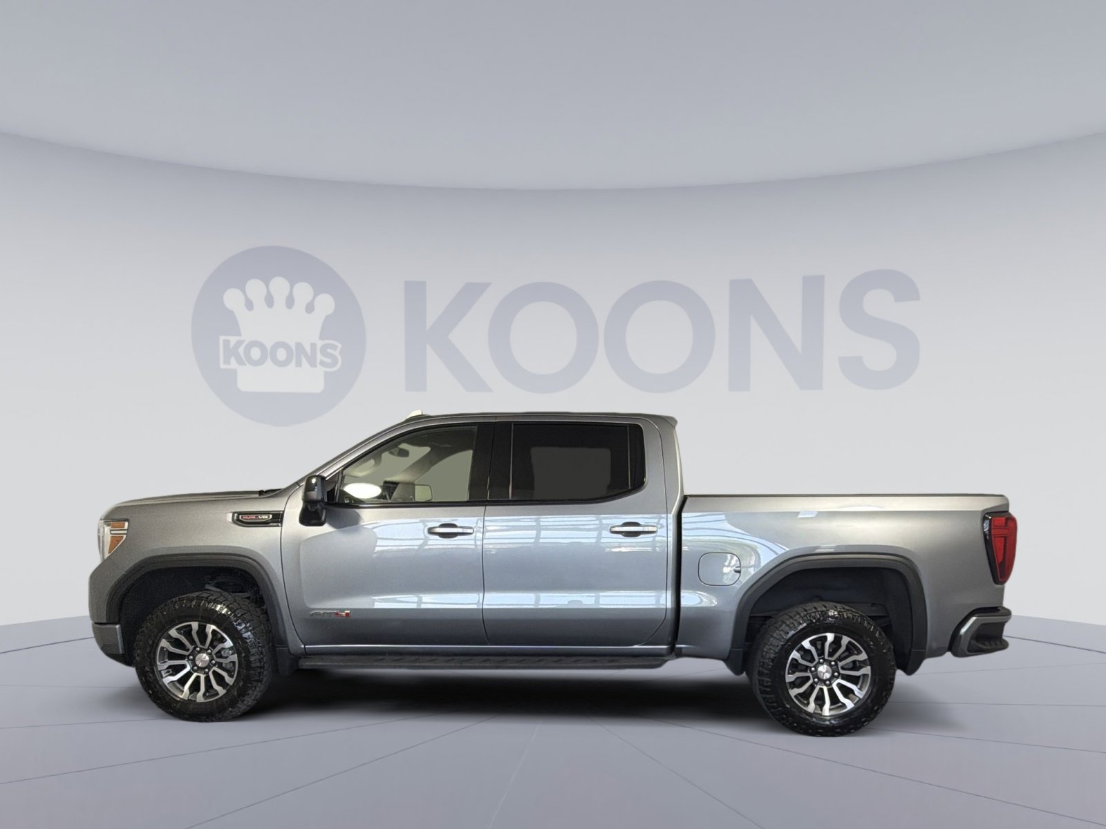 Used 2022 GMC Sierra 1500 AT4 w/ AT4 Premium Package AWD/4WD image 2