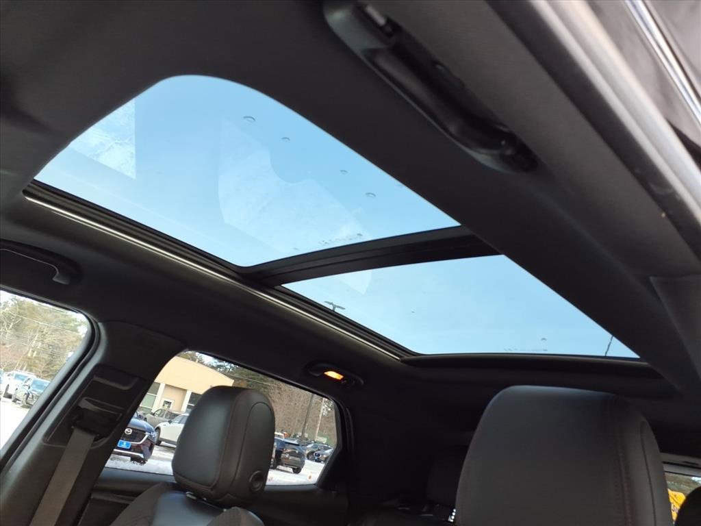 Certified 2021 Chevrolet TrailBlazer RS w/ Sun and Liftgate Package image 15