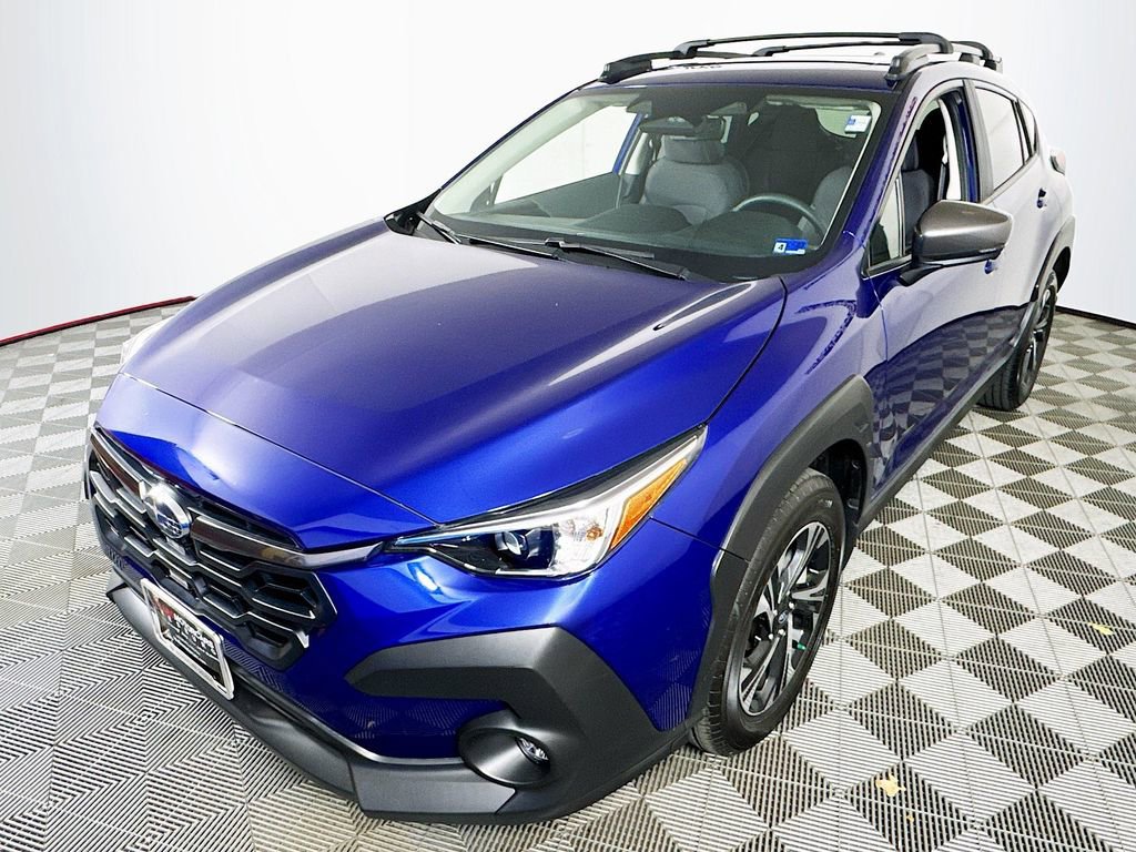Used 2025 Subaru Crosstrek 2.0i Premium image 3