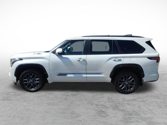 Certified 2025 Toyota Sequoia Platinum AWD/4WD image 8