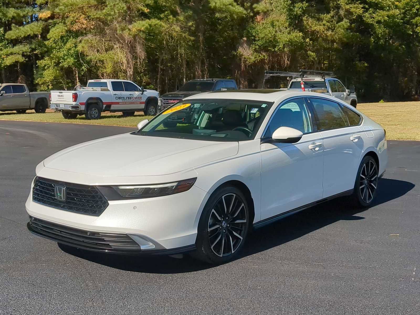 Used 2023 Honda Accord Touring image 4