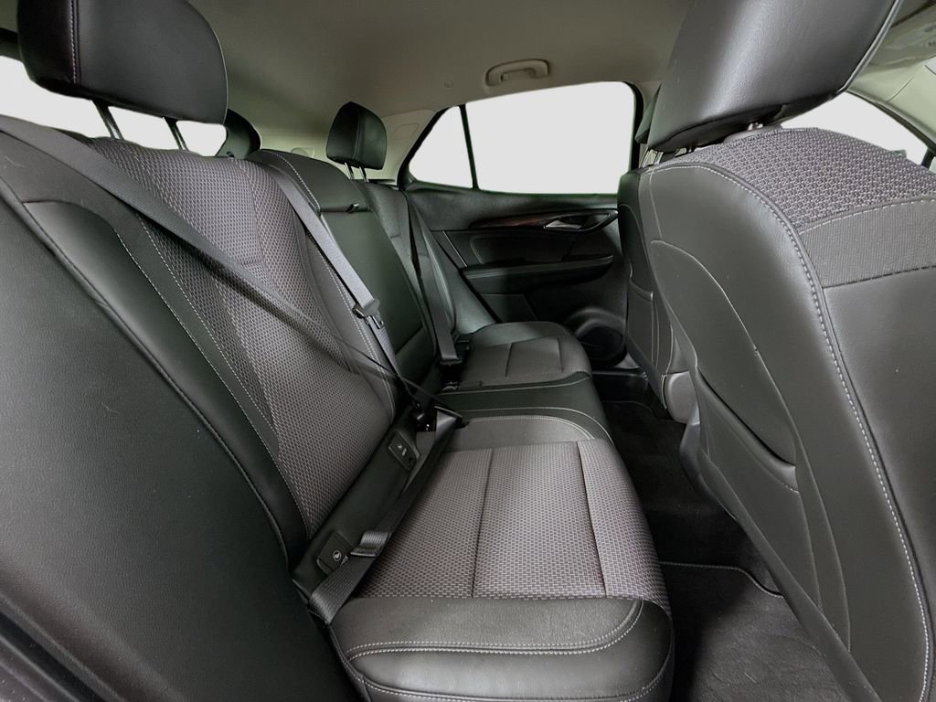 Used 2022 Buick Envision Preferred image 16