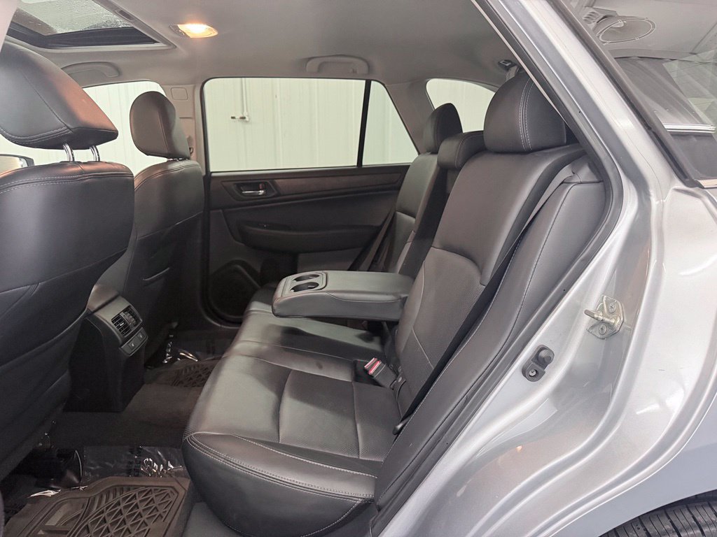 Used 2015 Subaru Outback 2.5i Limited AWD/4WD image 26