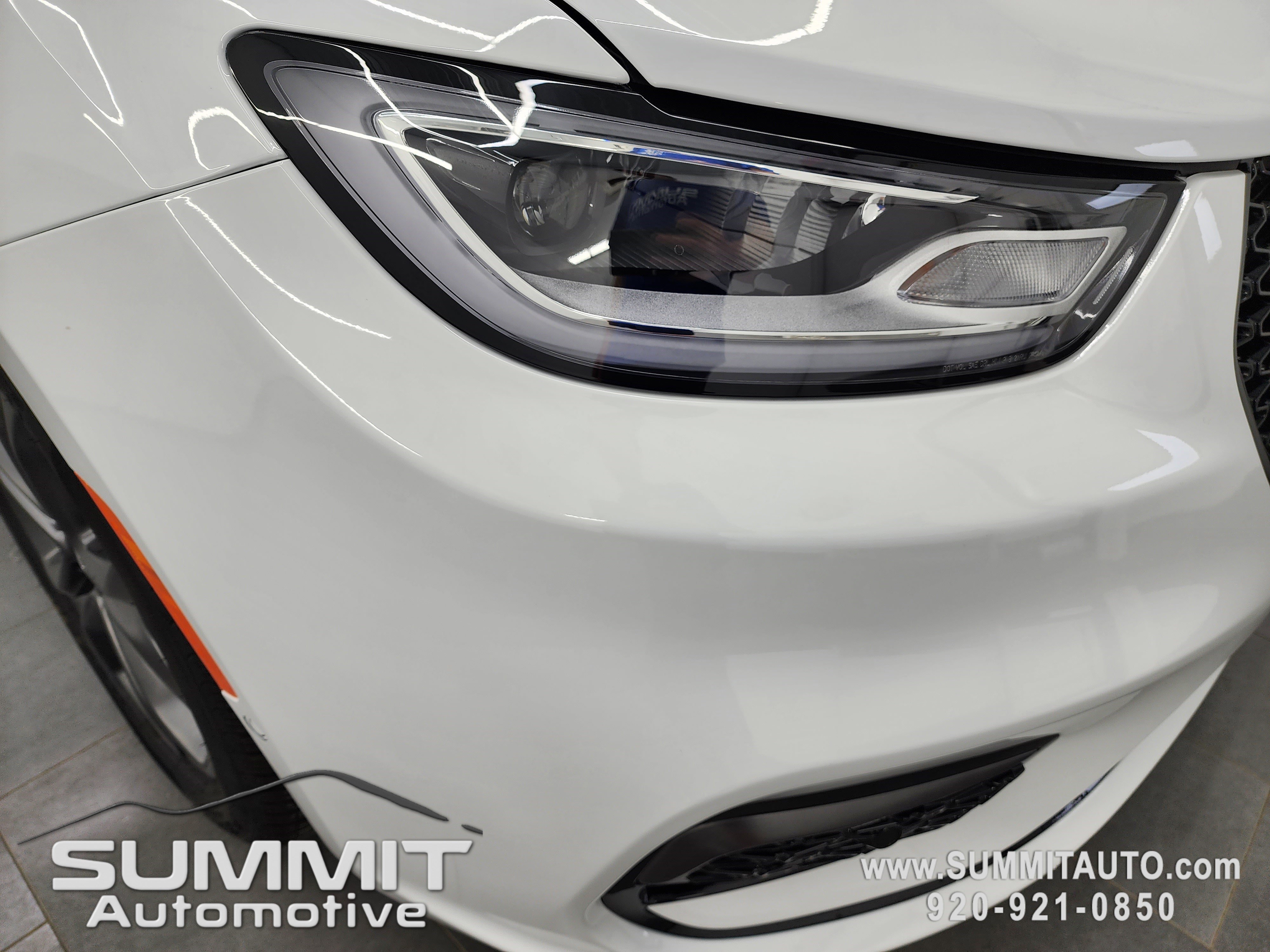 New 2026 Chrysler Pacifica Select FWD image 26