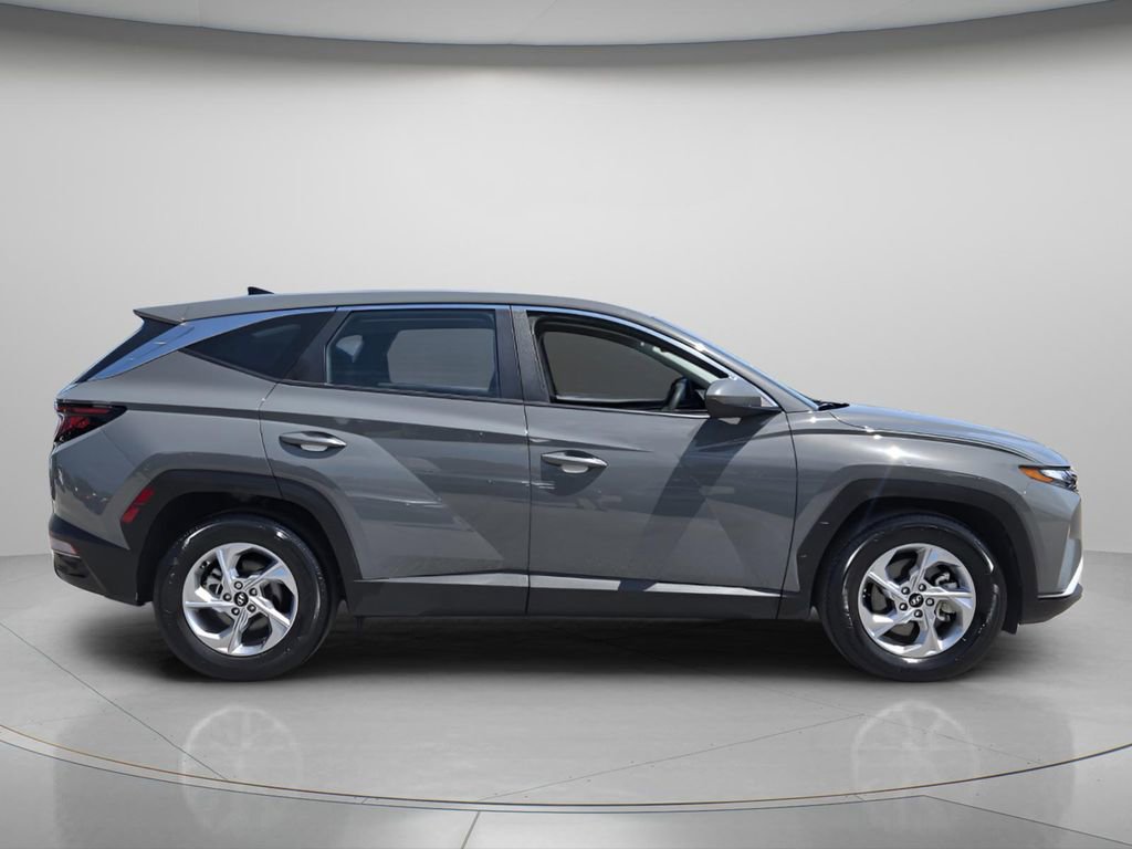 Certified 2024 Hyundai Tucson SE FWD image 4