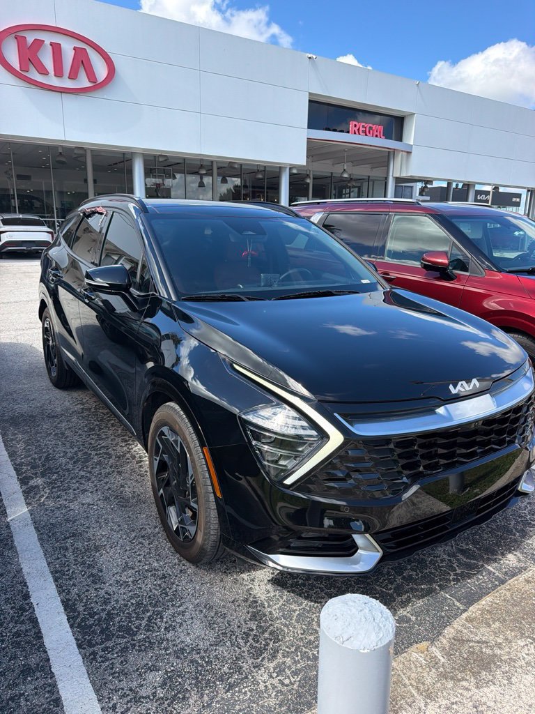 Certified 2025 Kia Sportage SX