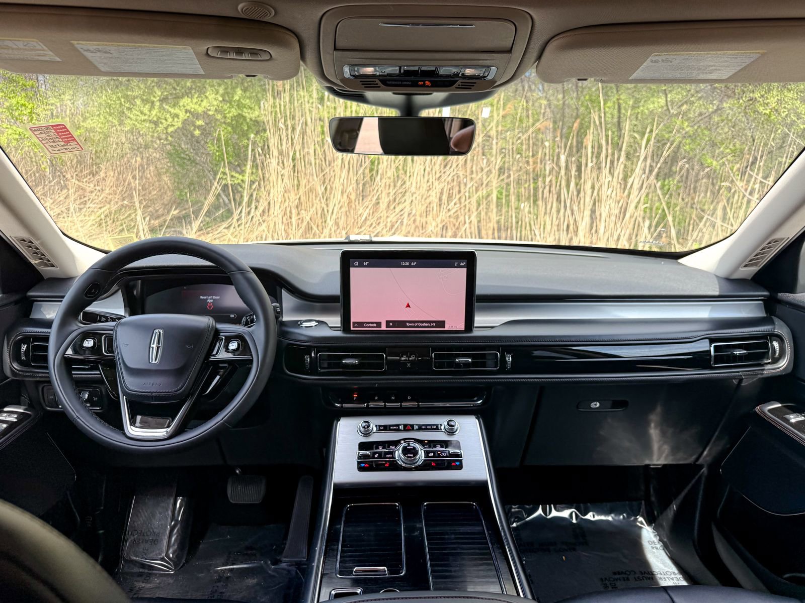Used 2022 Lincoln Aviator AWD w/ Premium Package image 23