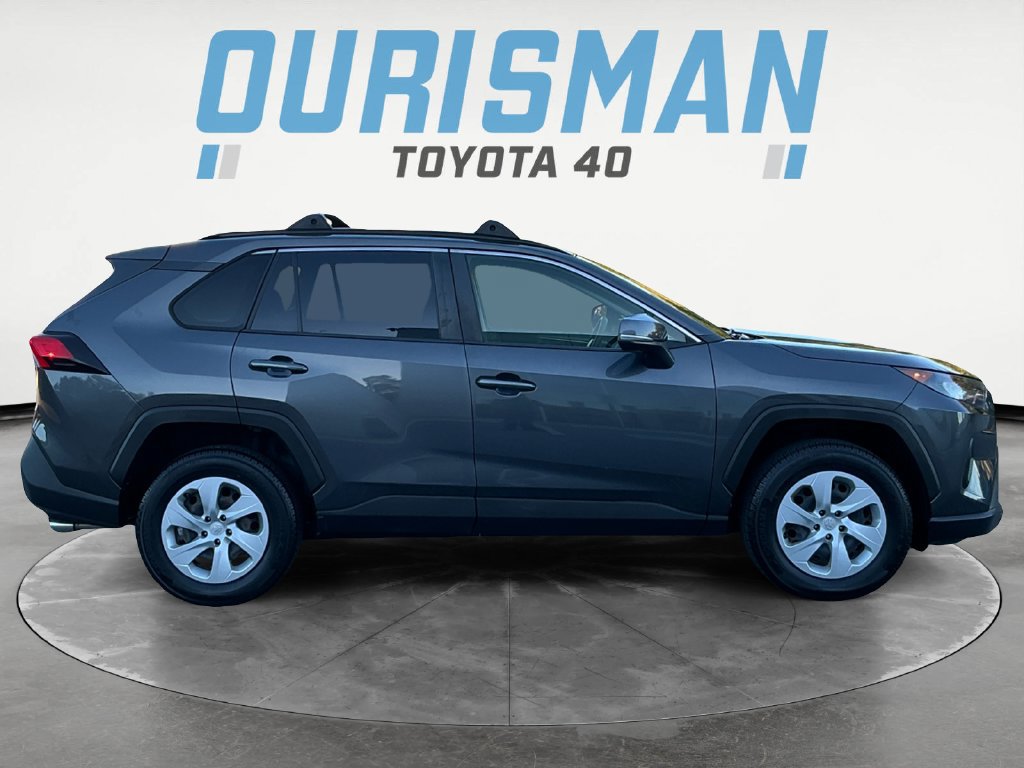 Used 2019 Toyota RAV4 LE w/ All Weather Liner Package AWD/4WD image 8