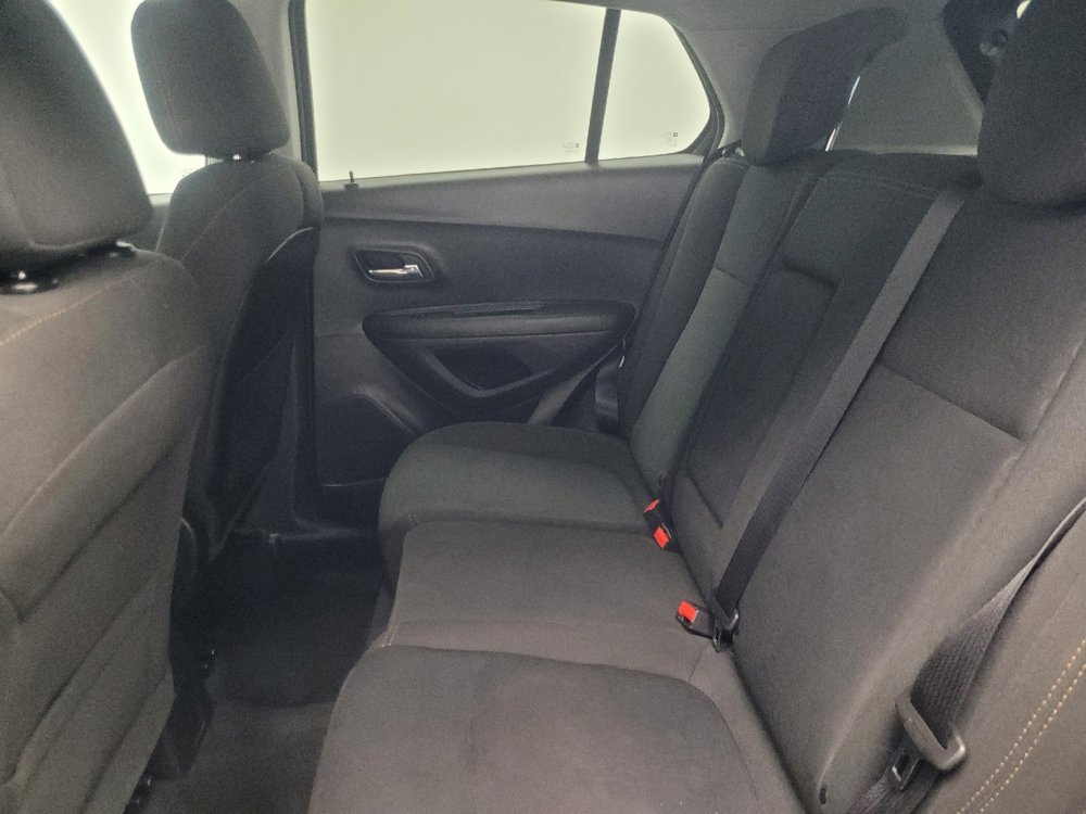 Used 2019 Chevrolet Trax LS w/ Tint and Cruise Package FWD image 18