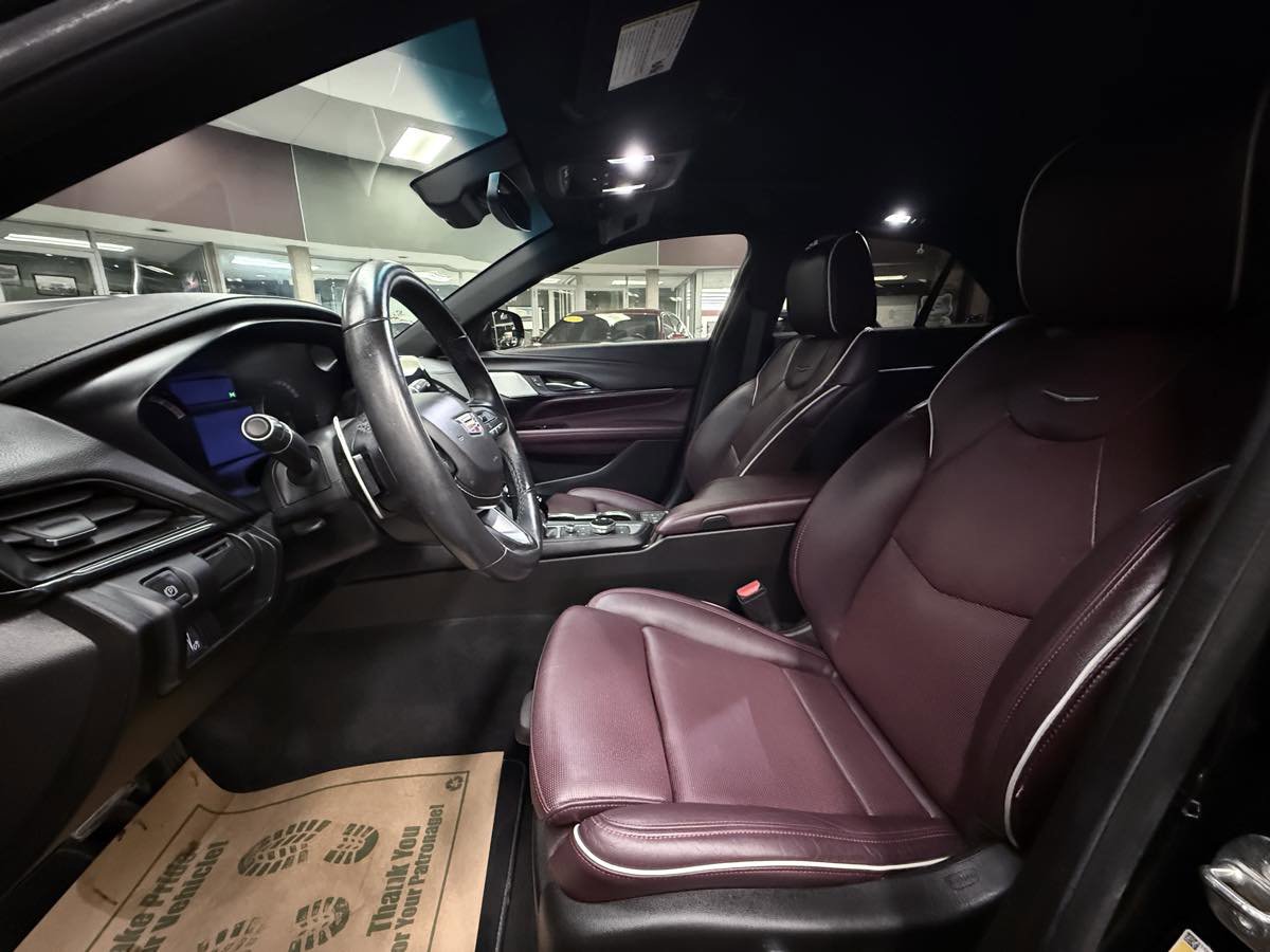 Used 2022 Cadillac CT4 V w/ Navigation Package image 29