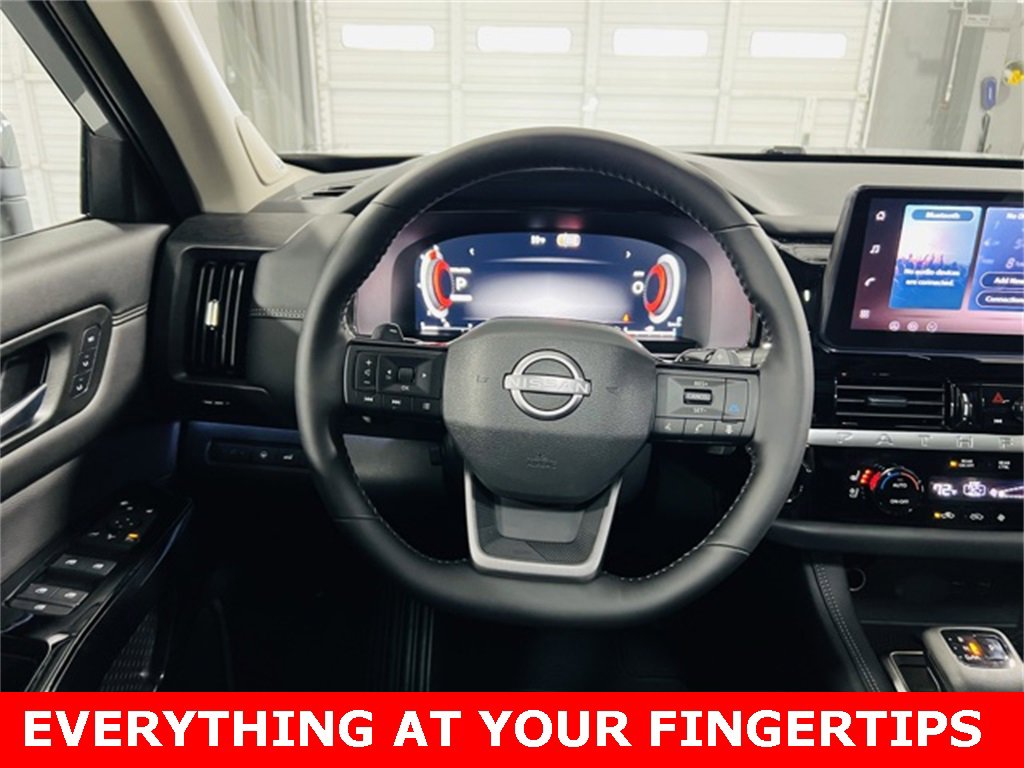 New 2026 Nissan Pathfinder Platinum image 5