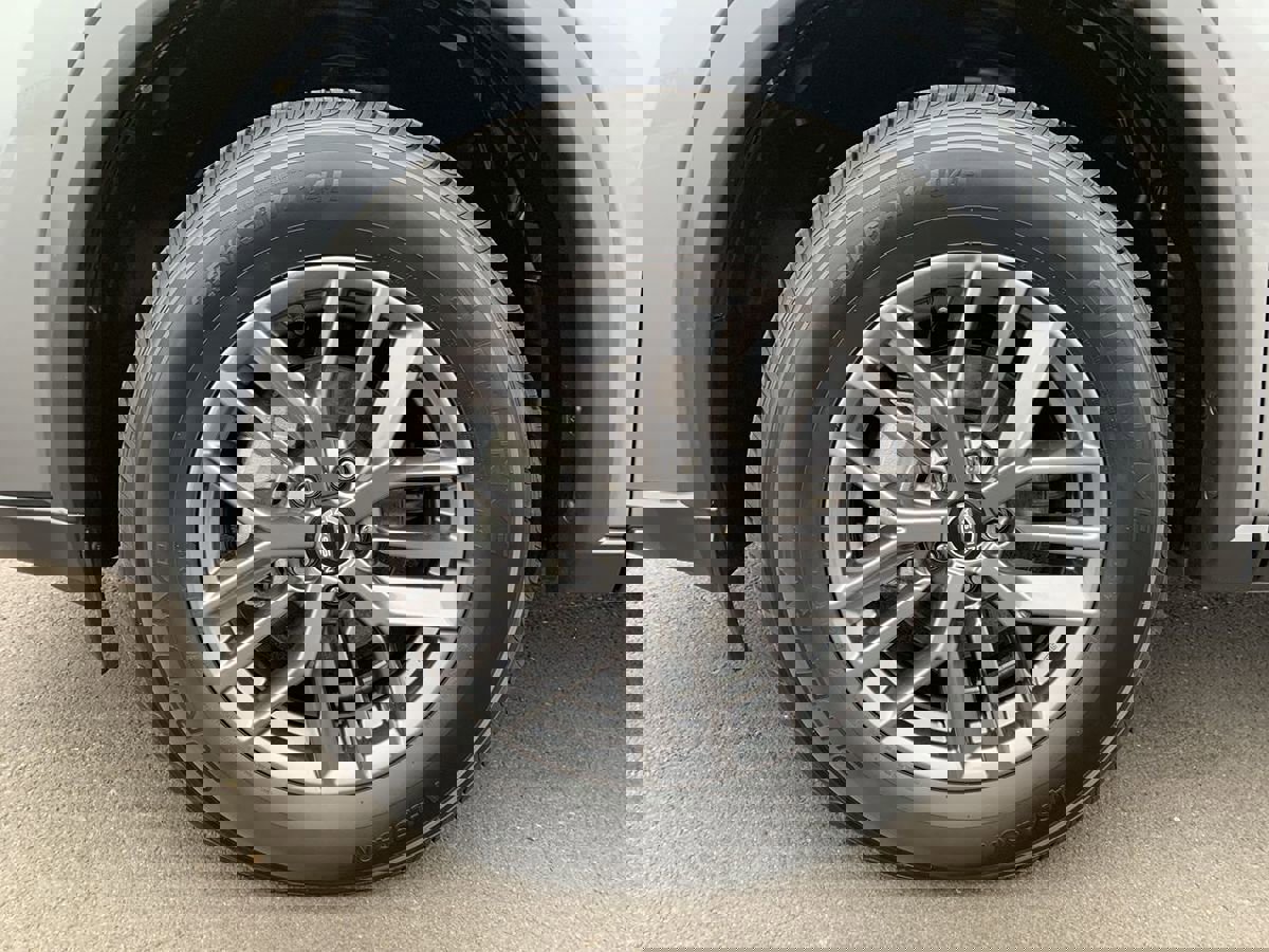 Used 2024 Nissan Rogue S image 10