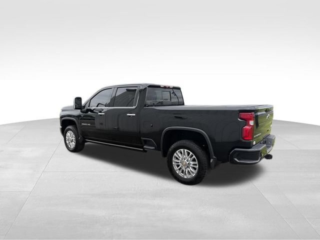 Used 2022 Chevrolet Silverado 2500 High Country w/ Technology Package AWD/4WD image 4