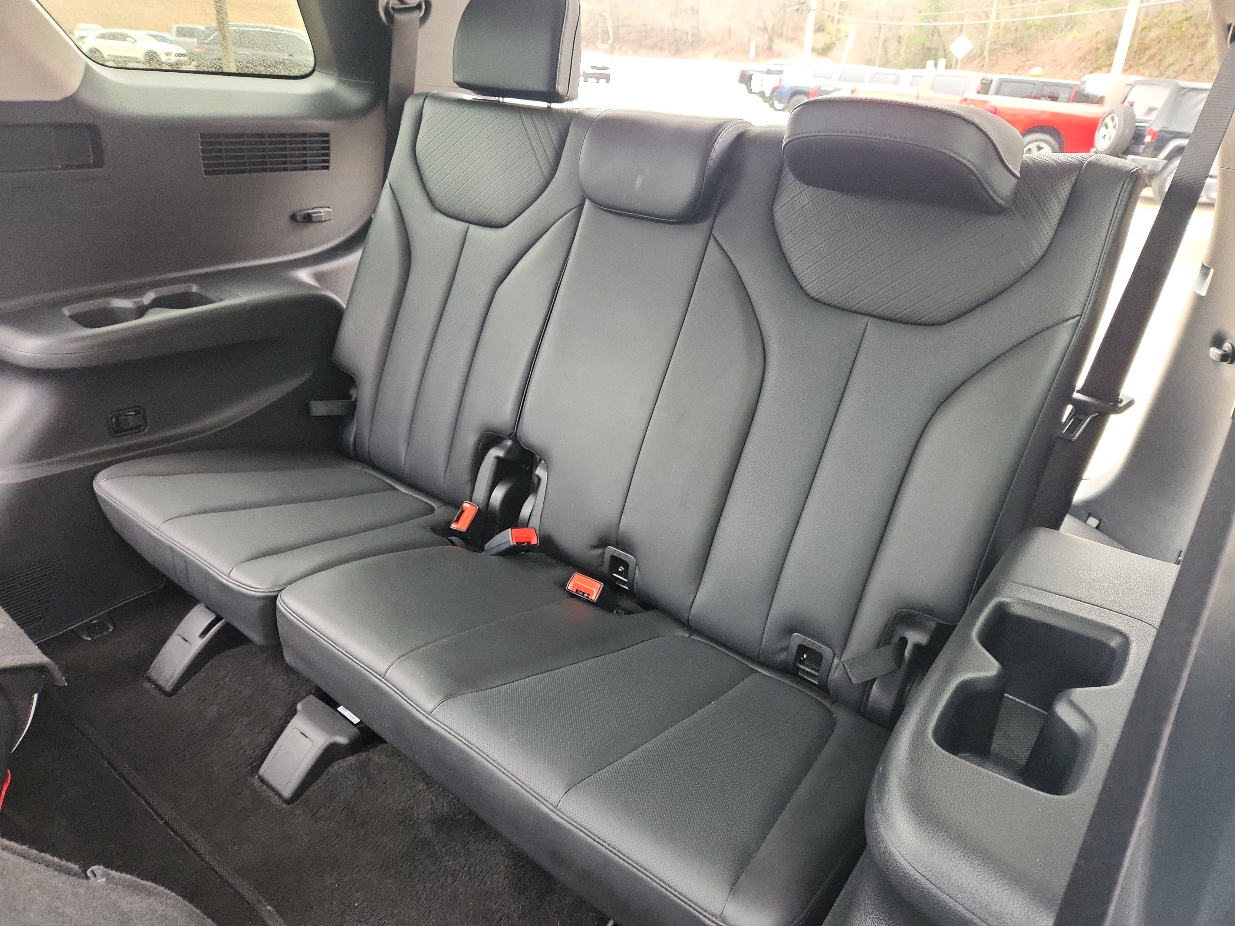 Used 2025 Hyundai Palisade SEL image 40