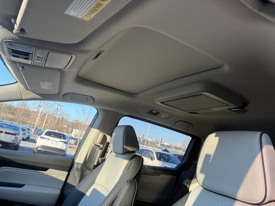 Used 2026 Honda Odyssey Elite image 21