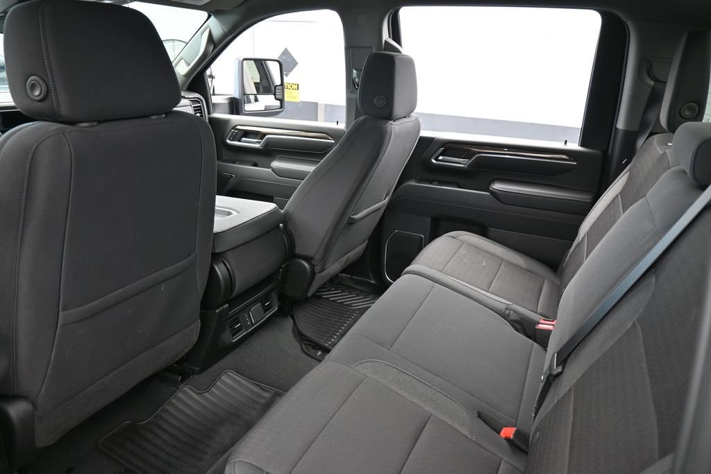 Used 2025 Chevrolet Silverado 2500 LT w/ Convenience Package AWD/4WD image 37