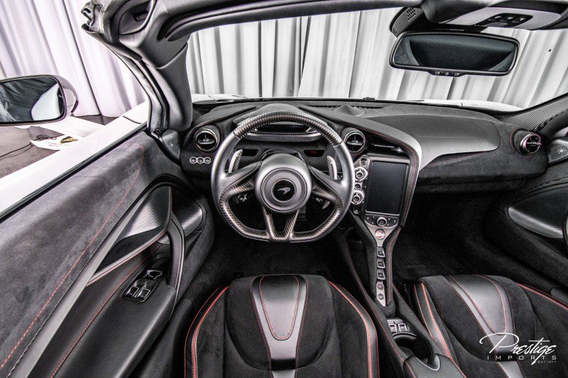 Used 2022 McLaren 720S Spider image 52