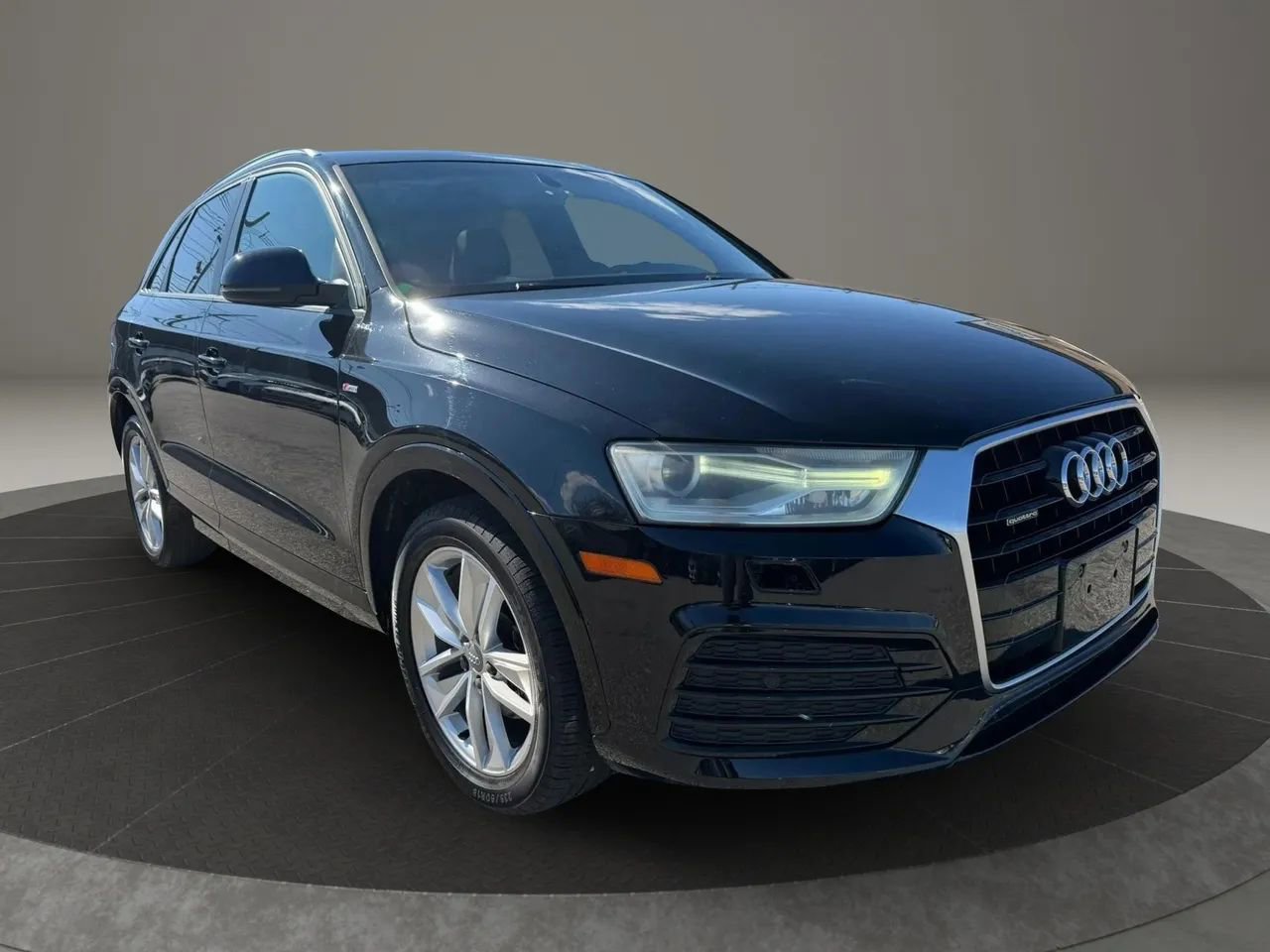 Used 2018 Audi Q3 2.0T Premium AWD/4WD image 3