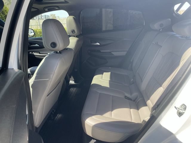 Used 2025 Buick Envista Avenir FWD image 24