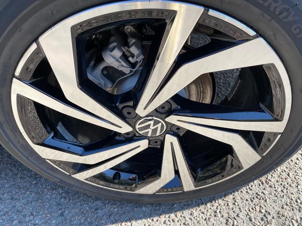 New 2026 Volkswagen Jetta SEL FWD image 19