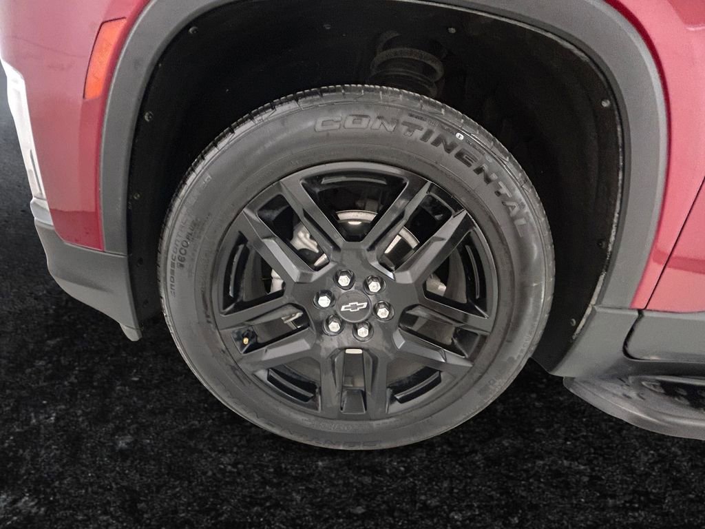 Used 2023 Chevrolet Traverse LT image 27