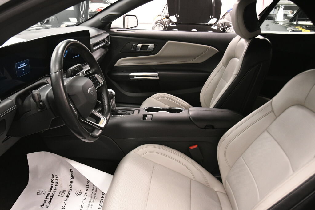 Used 2024 Ford Mustang Premium RWD image 18