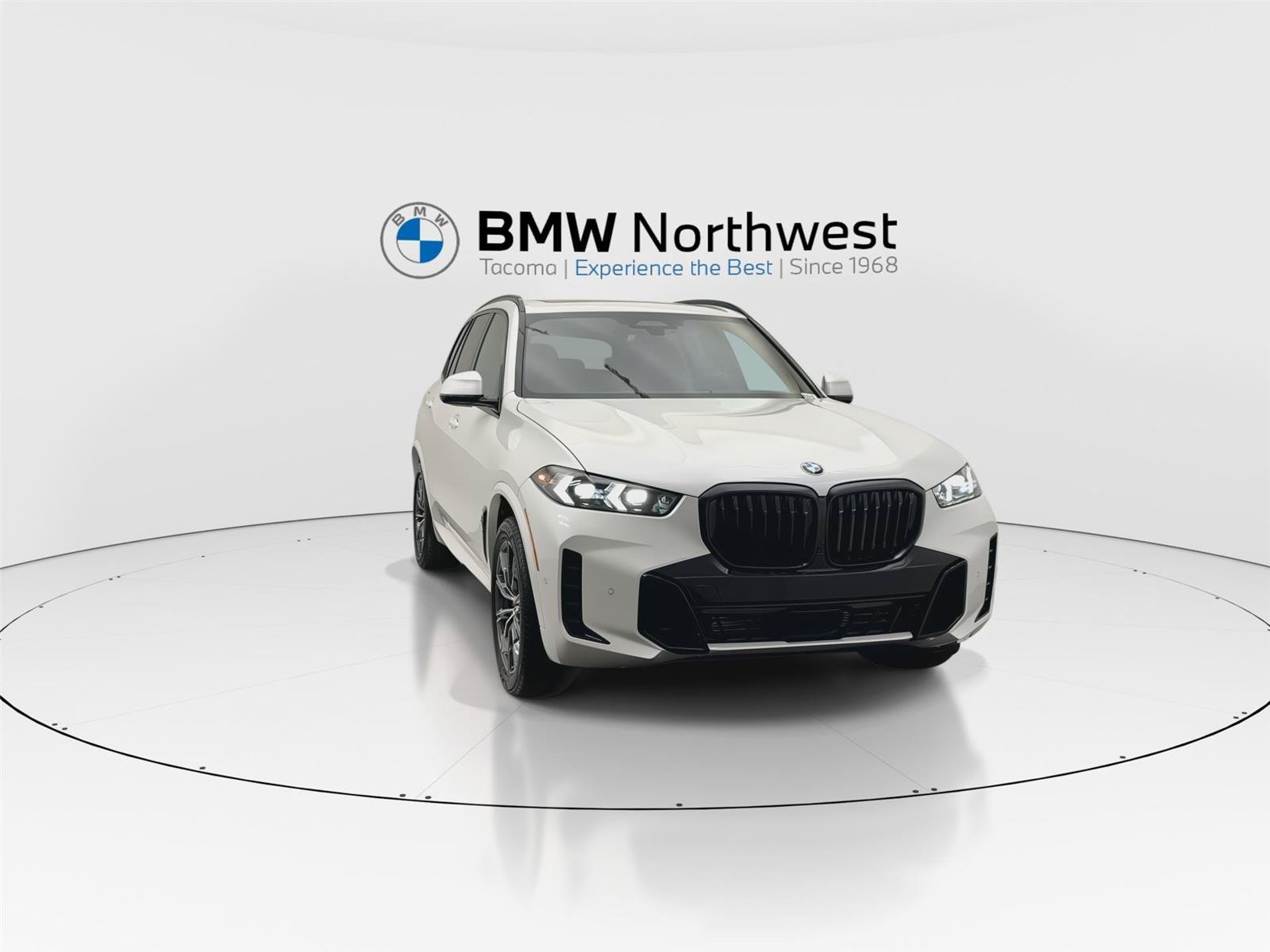 New 2026 BMW X5 xDrive40i w/ M Sport Package AWD/4WD image 7
