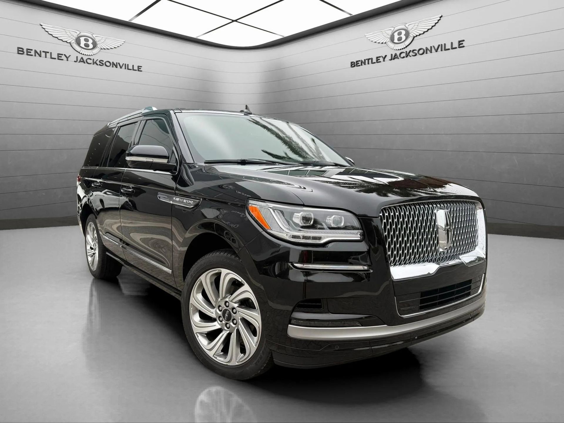 Used 2024 Lincoln Navigator Reserve