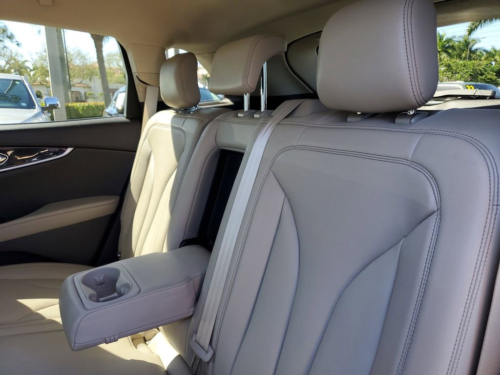 Certified 2023 Lincoln Nautilus Standard w/ Premium Package image 12