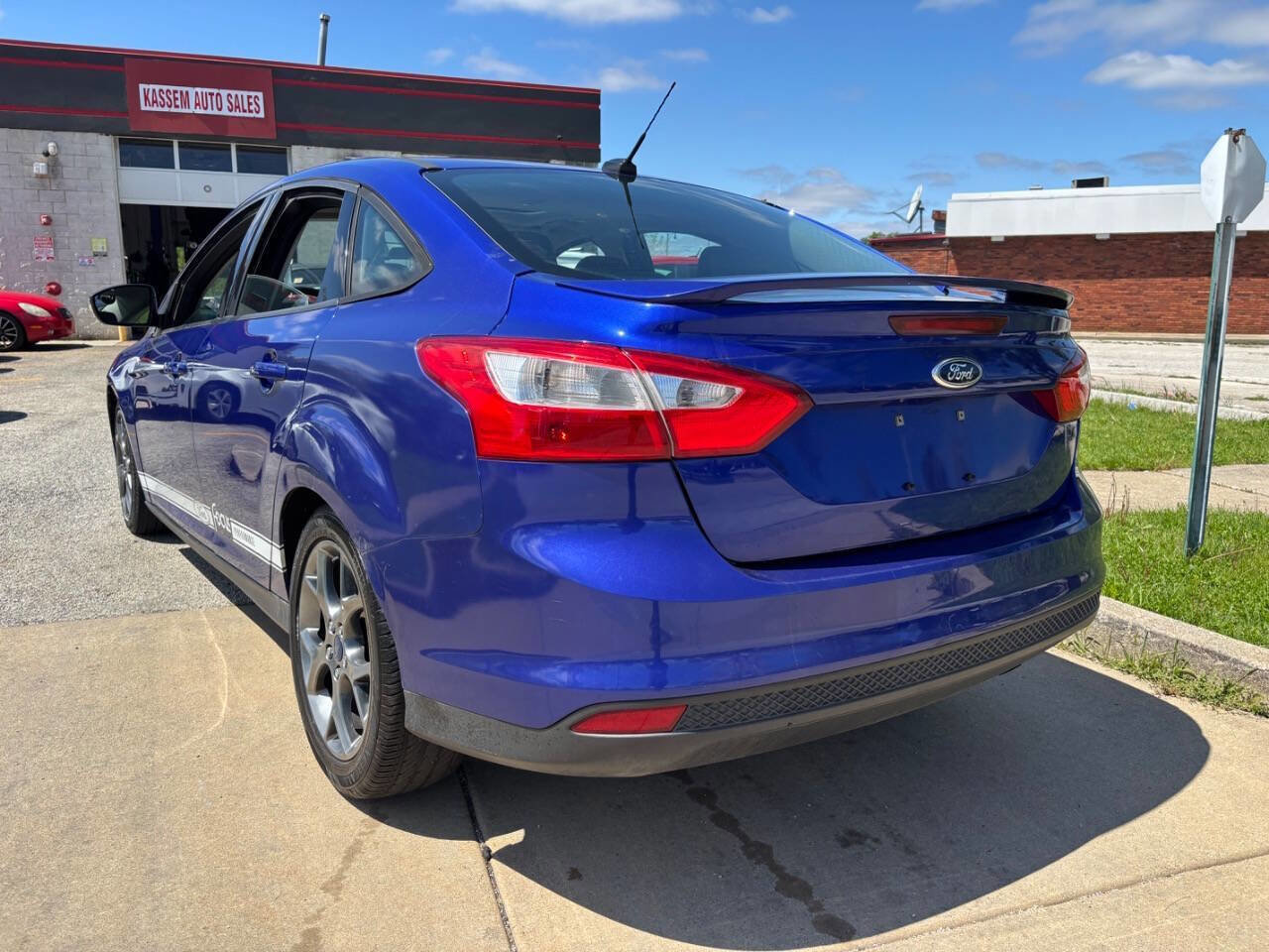 Used 2014 Ford Focus SE w/ Equipment Group 201A FWD image 21