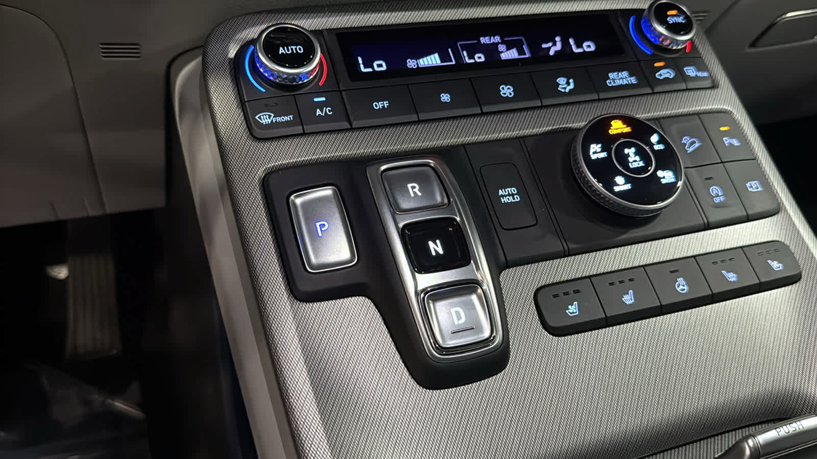Used 2025 Hyundai Palisade SEL AWD/4WD image 17