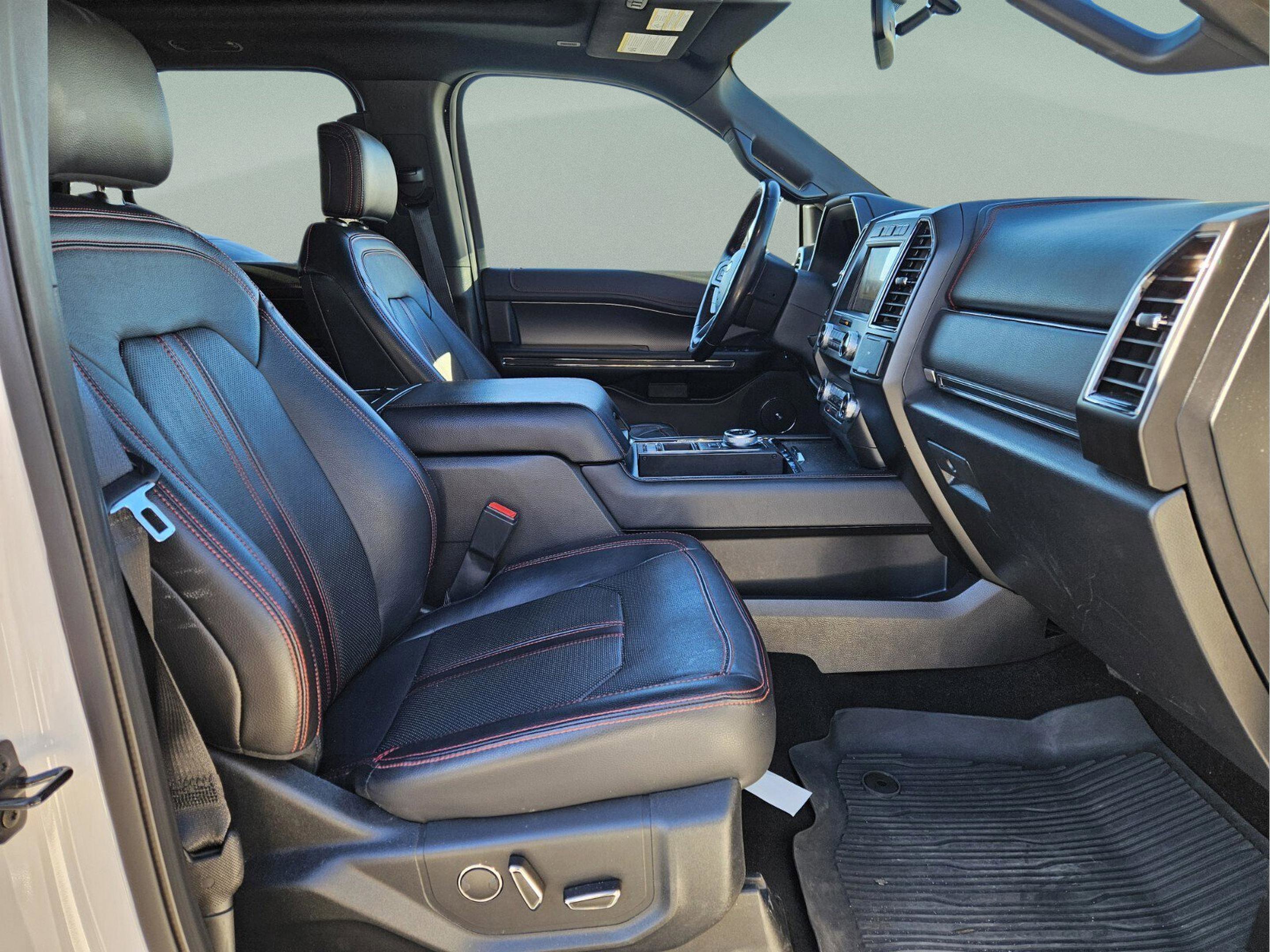 Used 2019 Ford Expedition Limited w/ Equipment Group 303A image 10