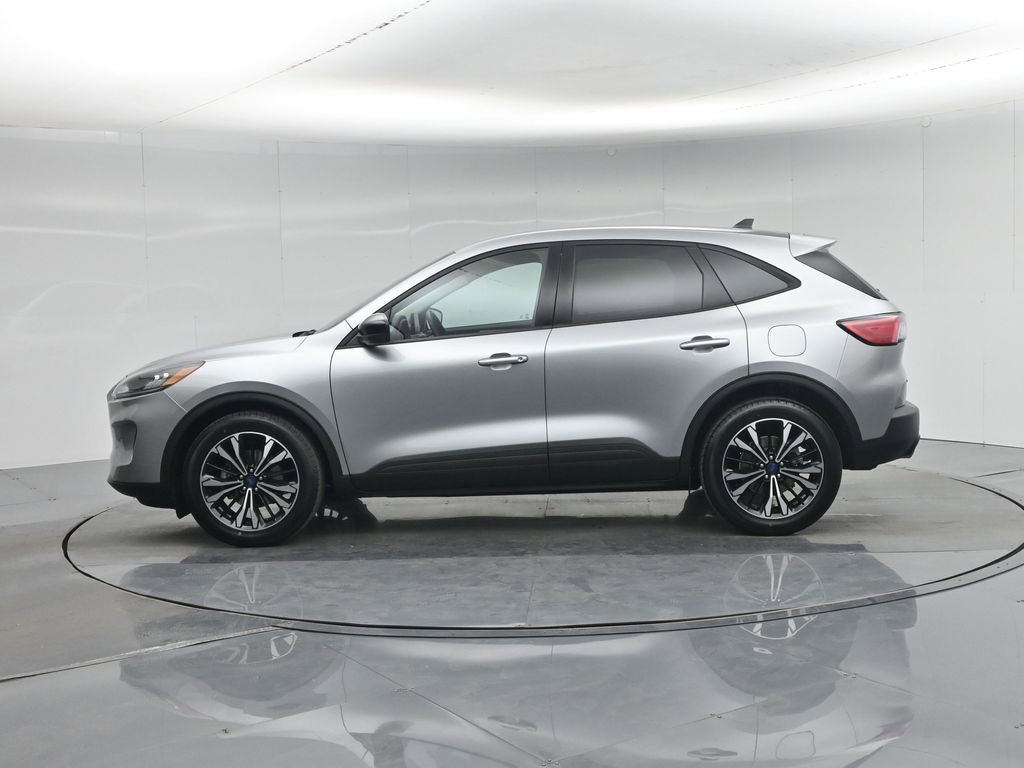 Certified 2022 Ford Escape SE w/ SE Sport Appearance Package image 29