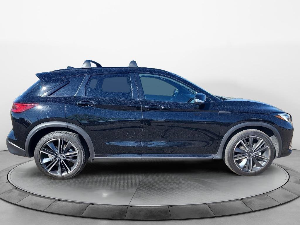 Used 2025 INFINITI QX50 Sport image 6